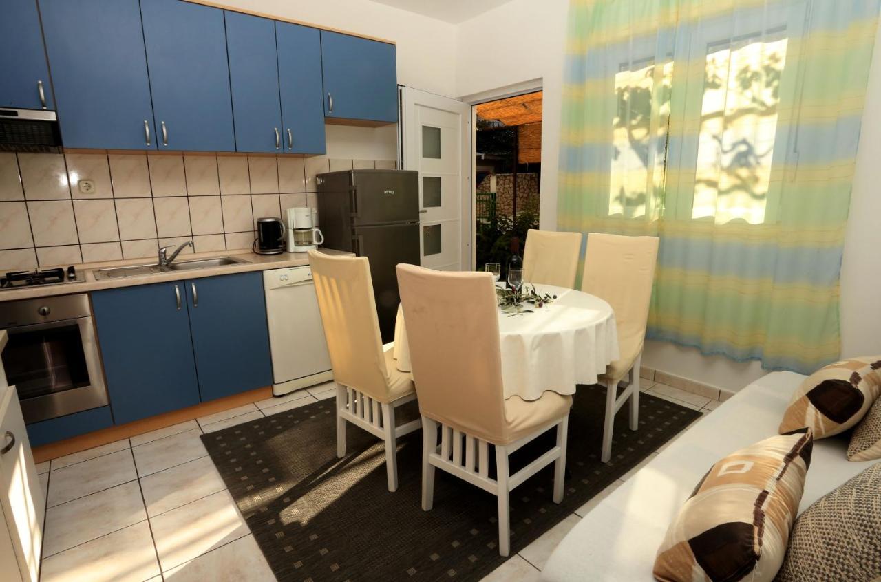 Apartments Sikirica Trogir Exterior foto